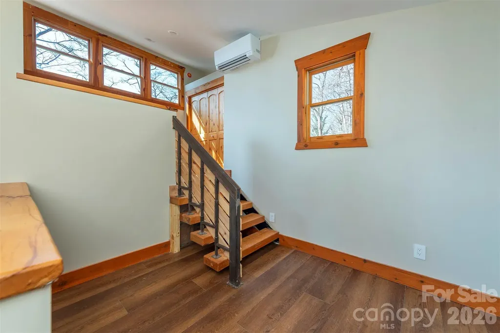 316 Oakdale Drive Hendersonville NC 28791