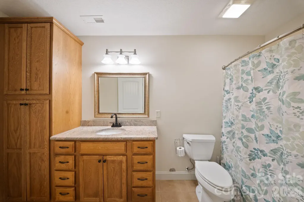 21 Hope Road Weaverville NC 28787