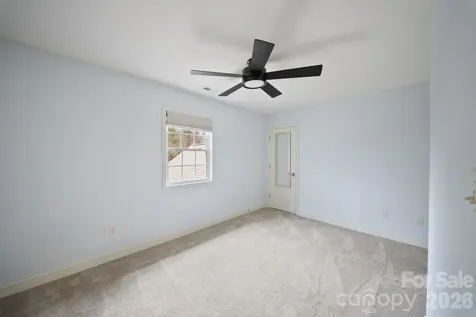 21 Hope Road Weaverville NC 28787