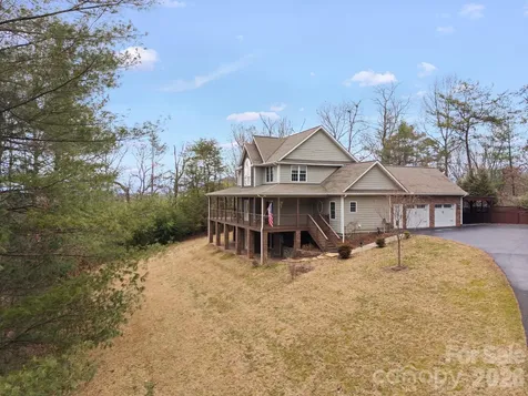 21 Hope Road Weaverville NC 28787