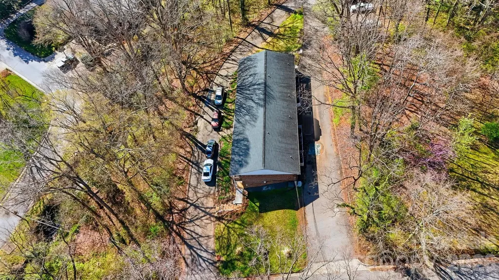 1075 7th Avenue NW Hickory NC 28601