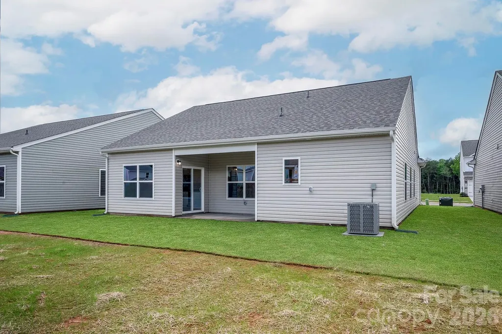 6738 Fairford Drive Charlotte NC 28215