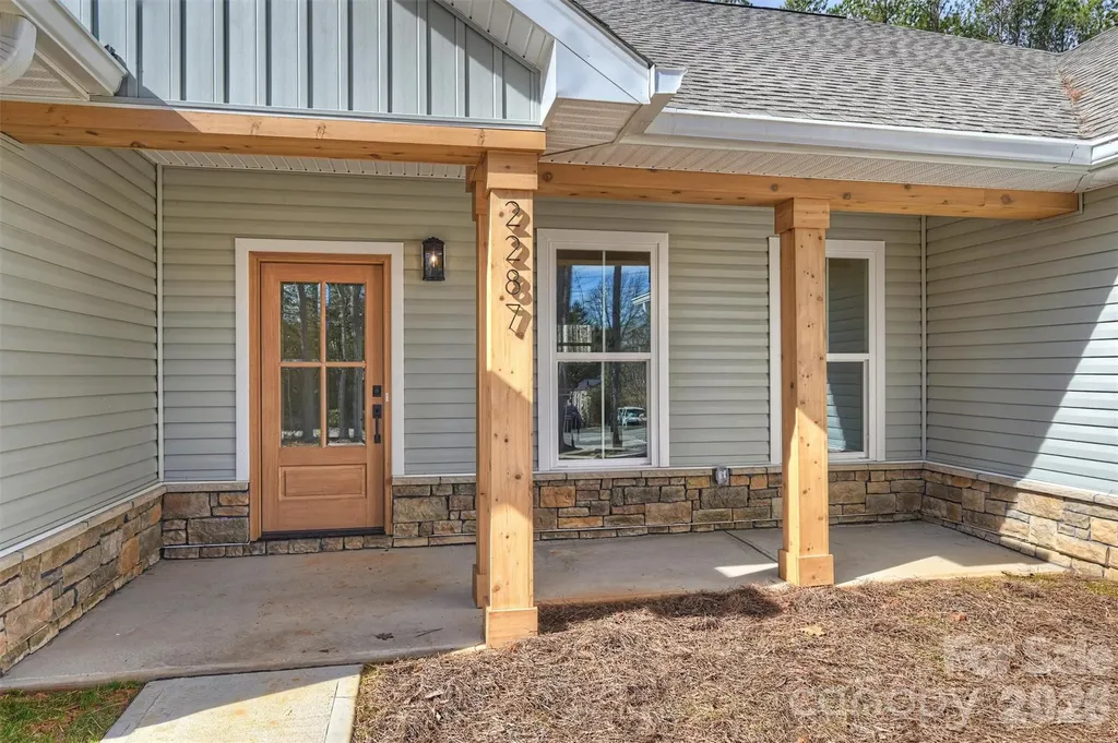 2287 Lee Lawing Road Lincolnton NC 28092