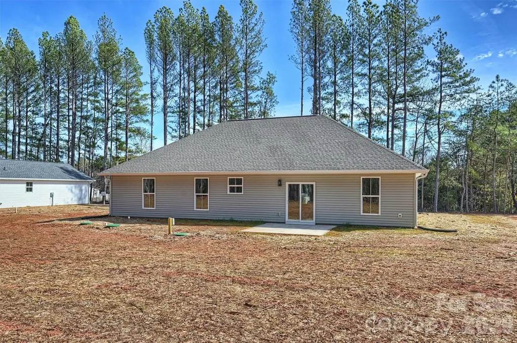 2287 Lee Lawing Road Lincolnton NC 28092