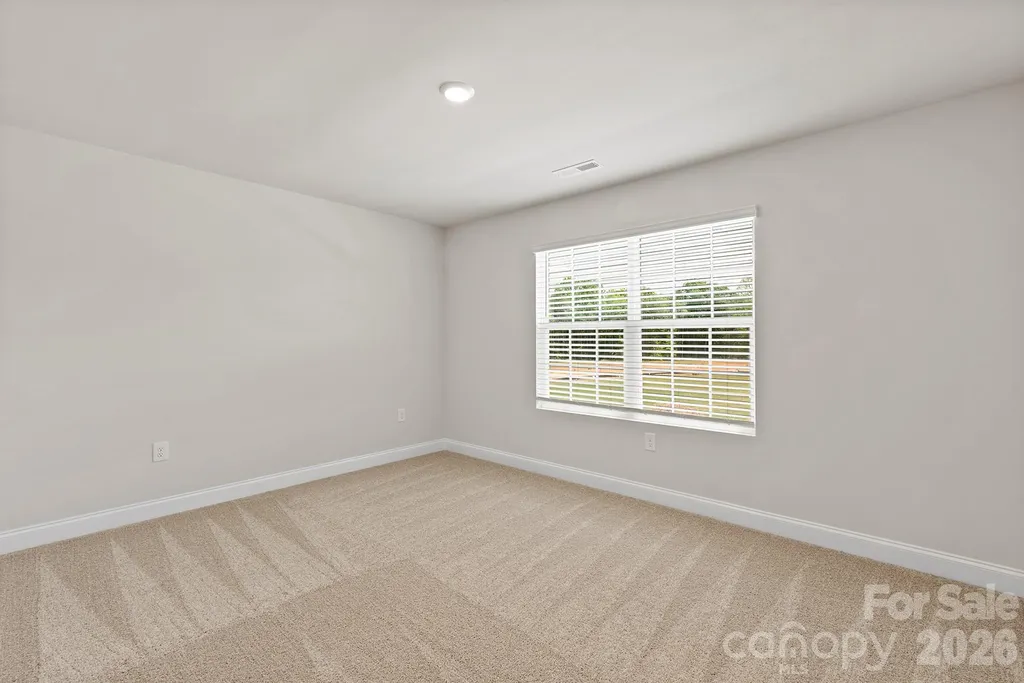 6734 Fairford Drive Charlotte NC 28215
