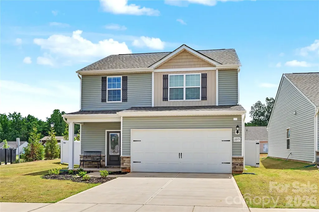 2215 Transatlantic Avenue Charlotte NC 28215
