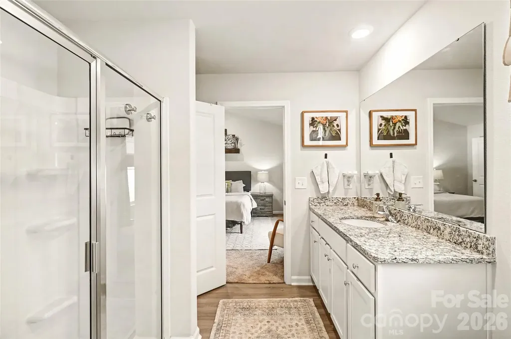 2215 Transatlantic Avenue Charlotte NC 28215