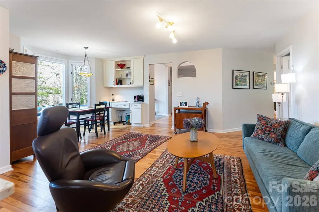 168 Skyview Circle Asheville NC 28804