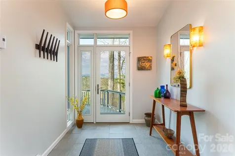 168 Skyview Circle Asheville NC 28804