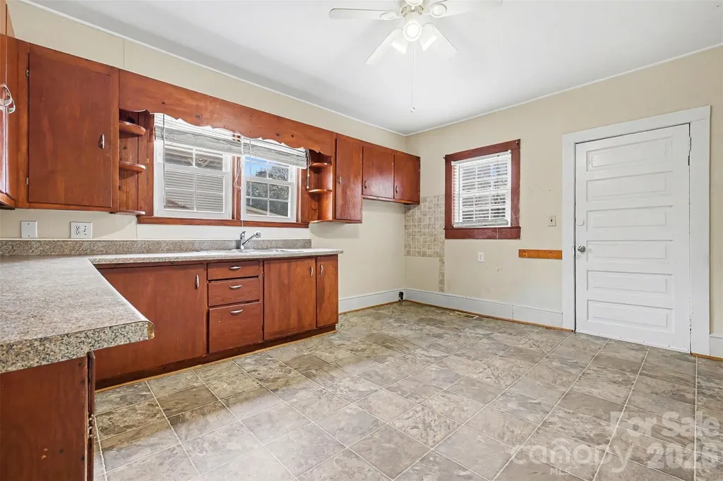 214 Wood Street Mount Holly NC 28120