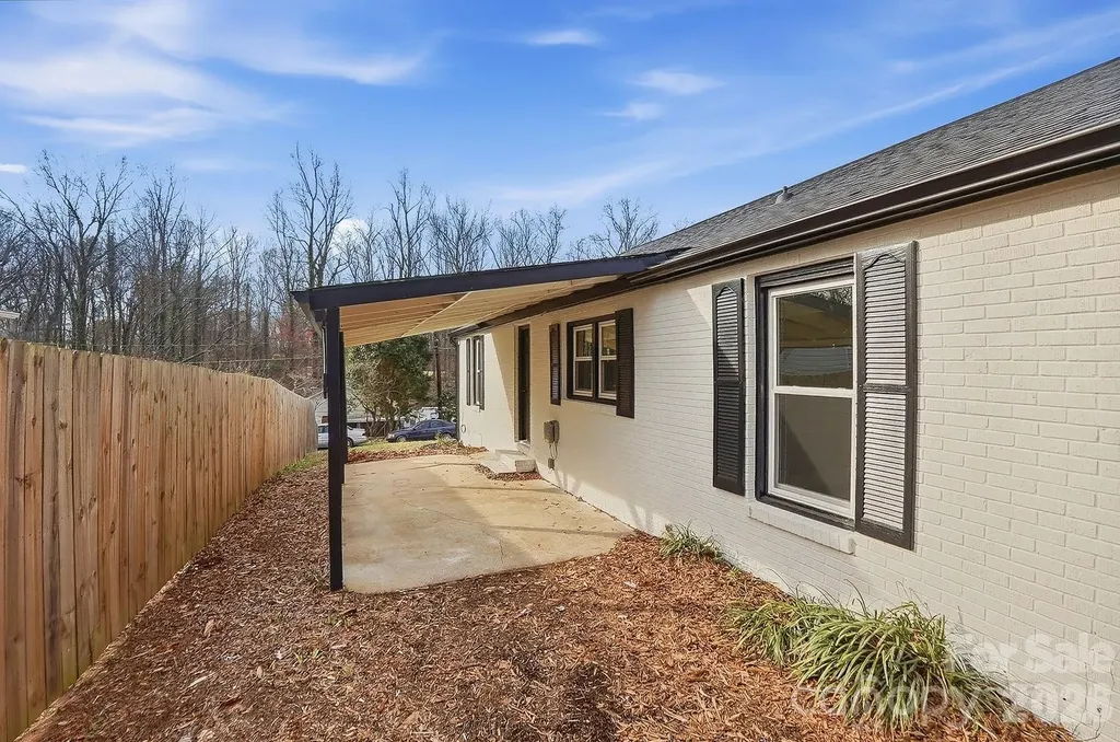 212 Pethel Street Kannapolis NC 28081