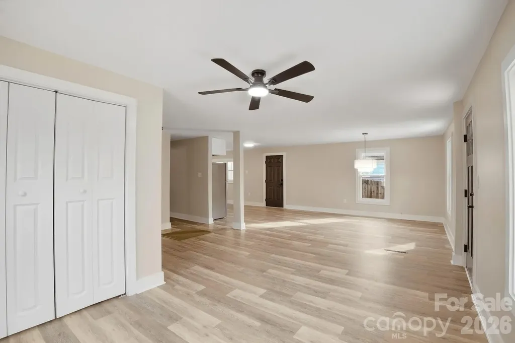 212 Pethel Street Kannapolis NC 28081