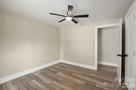 212 Pethel Street Kannapolis NC 28081
