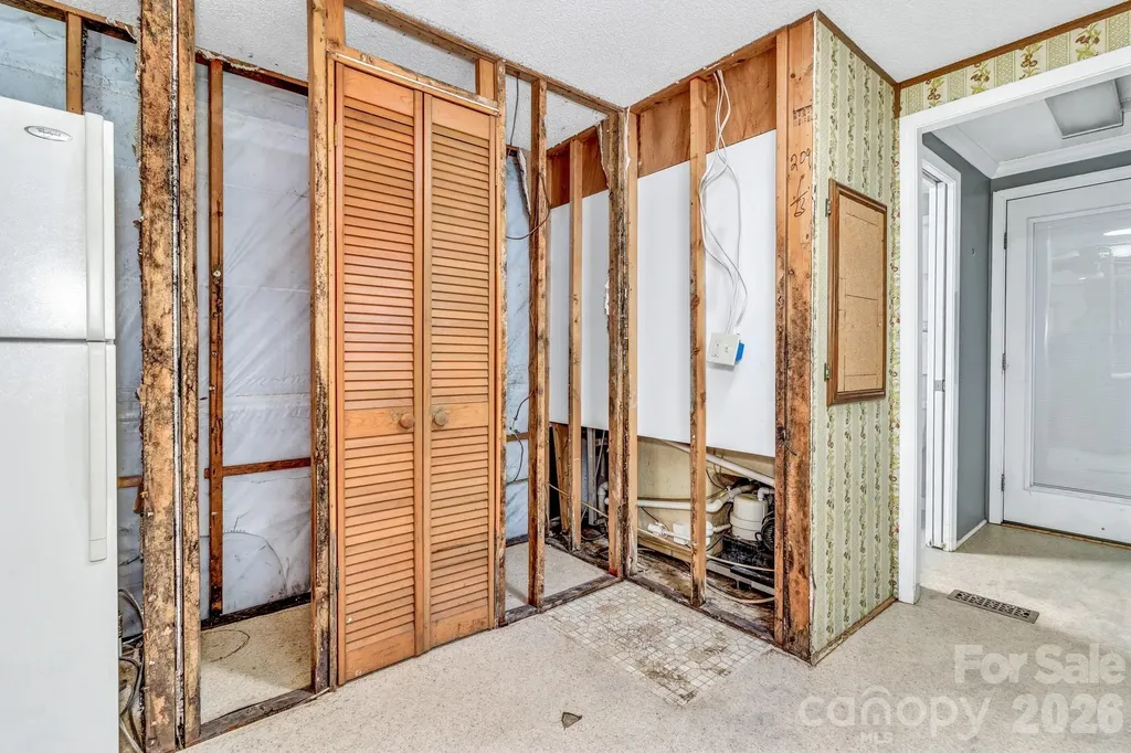 405 Deerfield Court Hendersonville NC 28792
