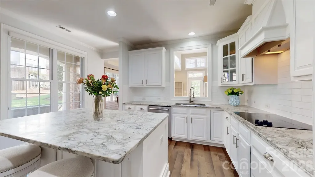 11724 Easthampton Circle Charlotte NC 28277