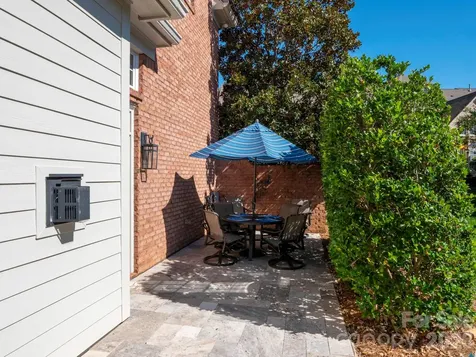 11724 Easthampton Circle Charlotte NC 28277