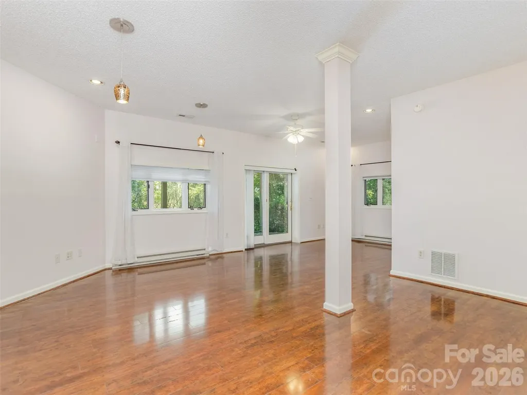 204 Greenleaf Drive Flat Rock NC 28731