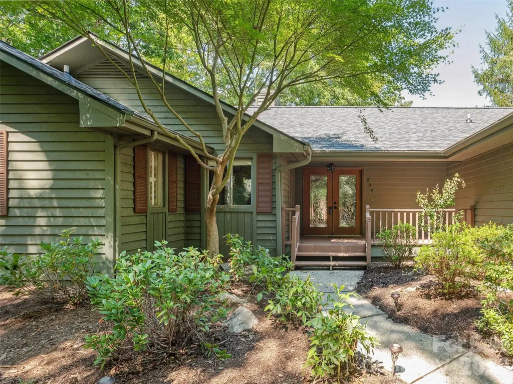 204 Greenleaf Drive Flat Rock NC 28731
