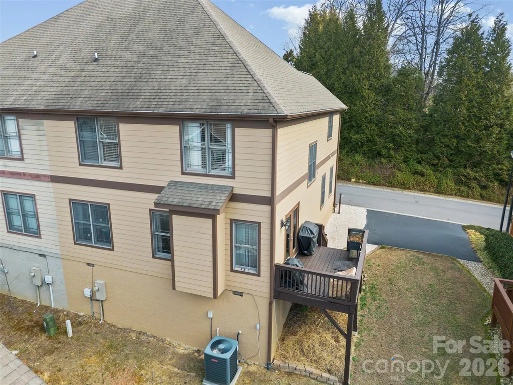 21 Jeff Drive Asheville NC 28806