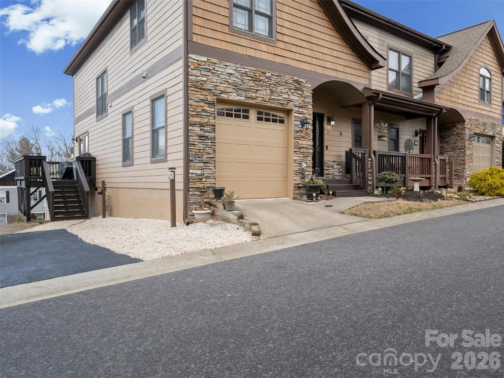 21 Jeff Drive Asheville NC 28806