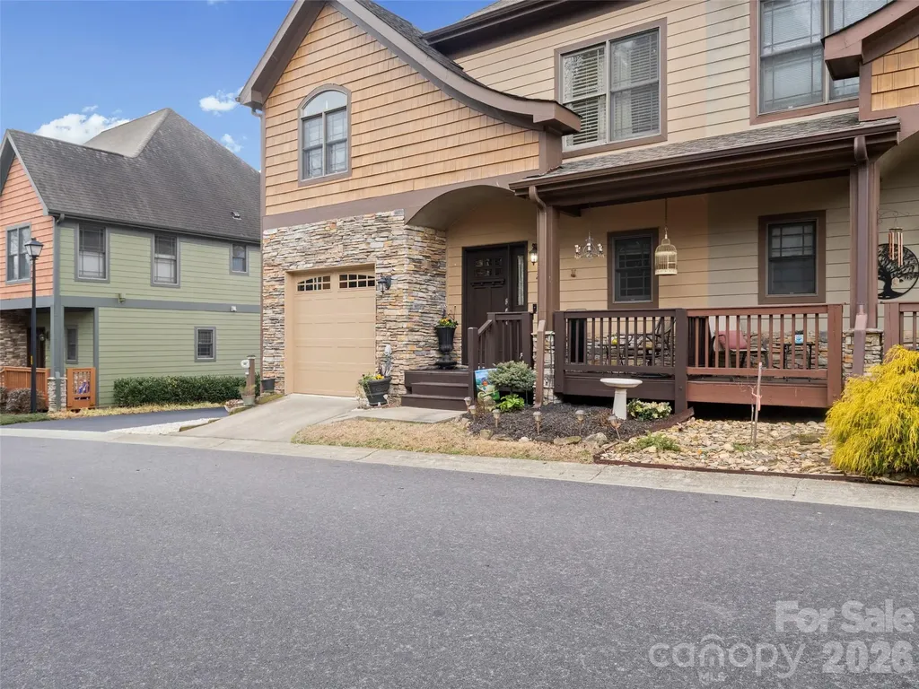 21 Jeff Drive Asheville NC 28806