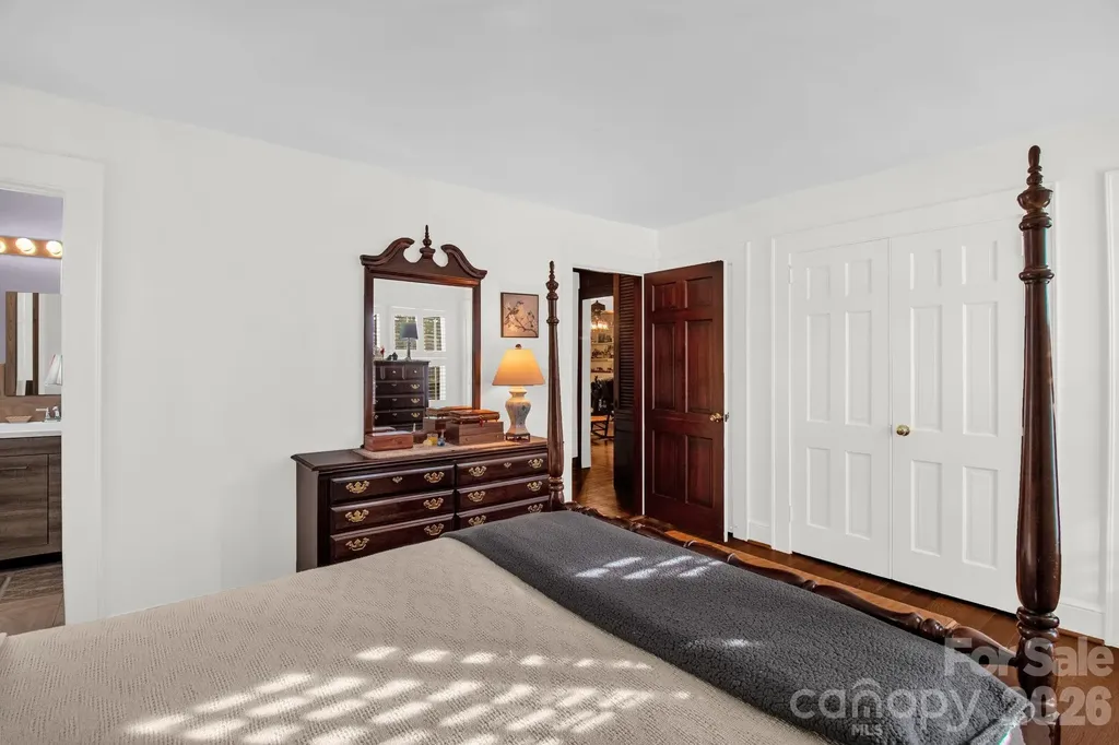305 Hilltop Drive Lexington NC 27292