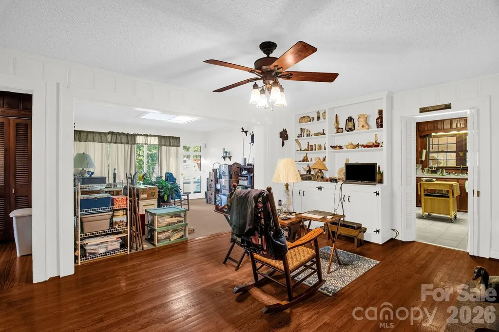 305 Hilltop Drive Lexington NC 27292