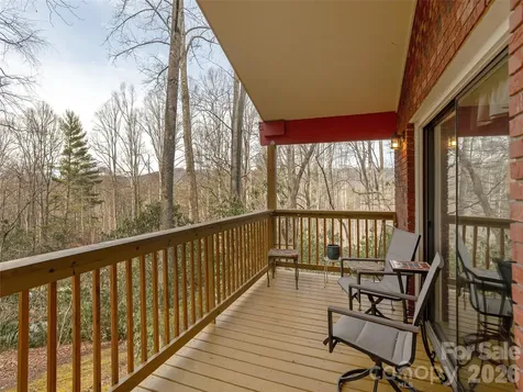 227 Sky Lake Drive Hendersonville NC 28739