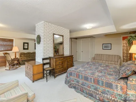 227 Sky Lake Drive Hendersonville NC 28739