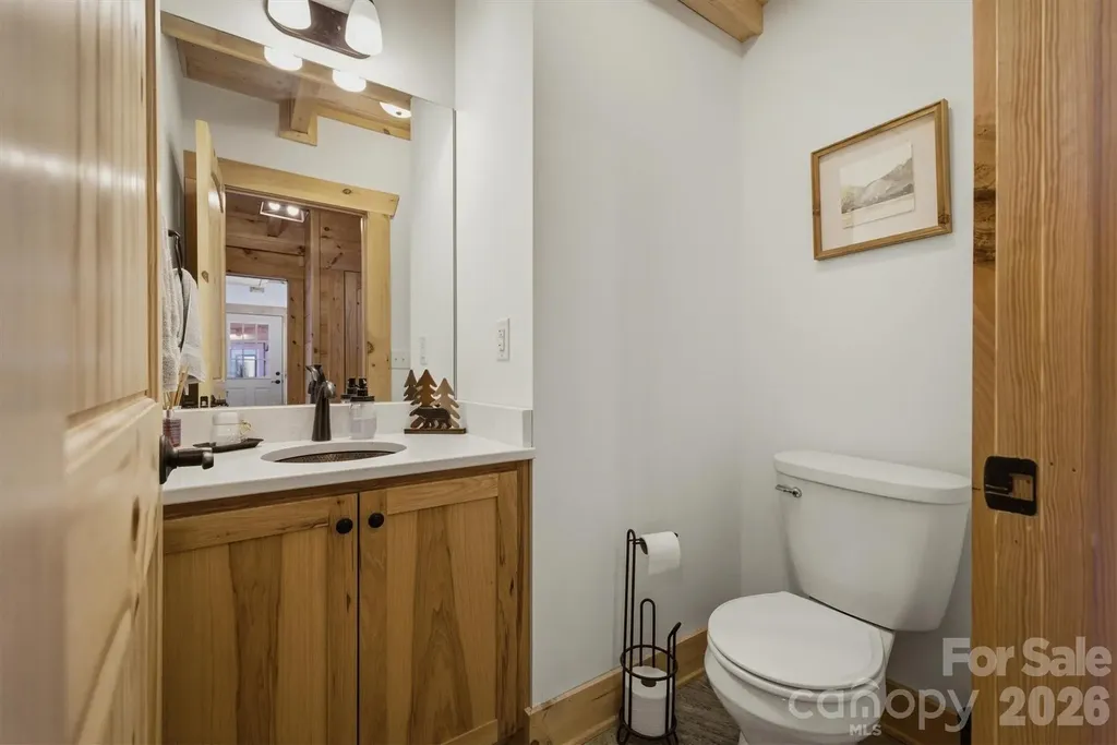 338 Lakeview Trail Nebo NC 28761