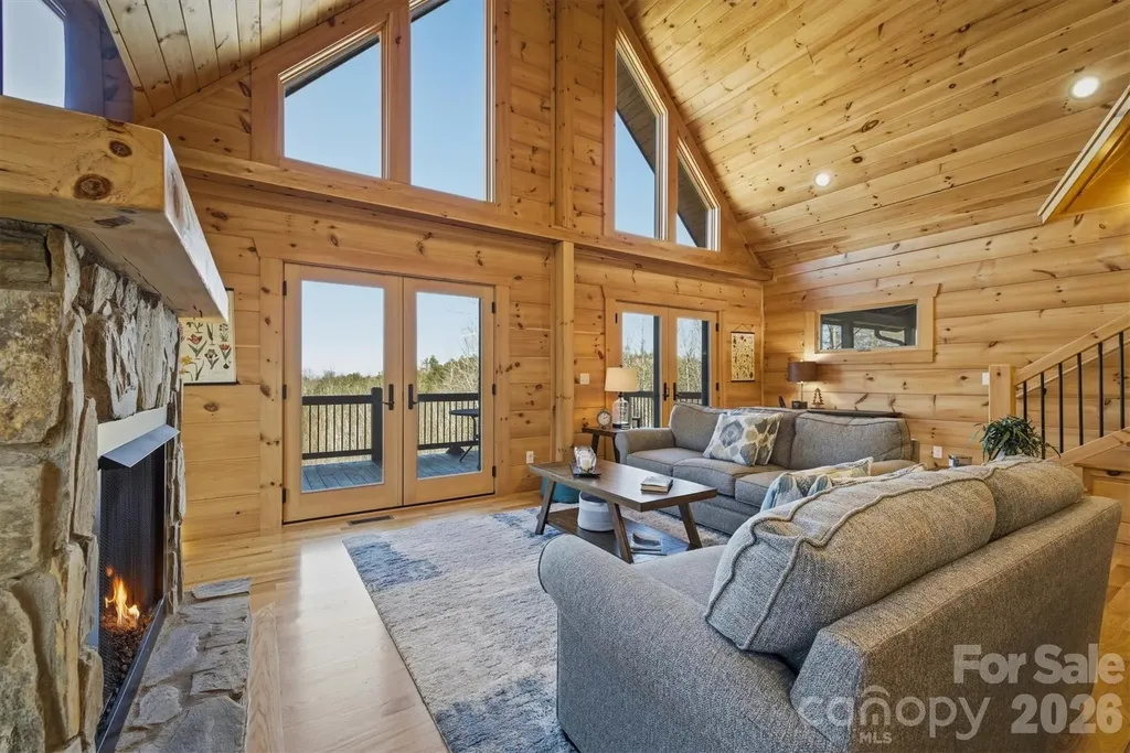 338 Lakeview Trail Nebo NC 28761