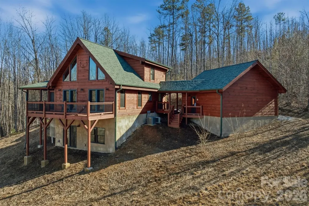 338 Lakeview Trail Nebo NC 28761