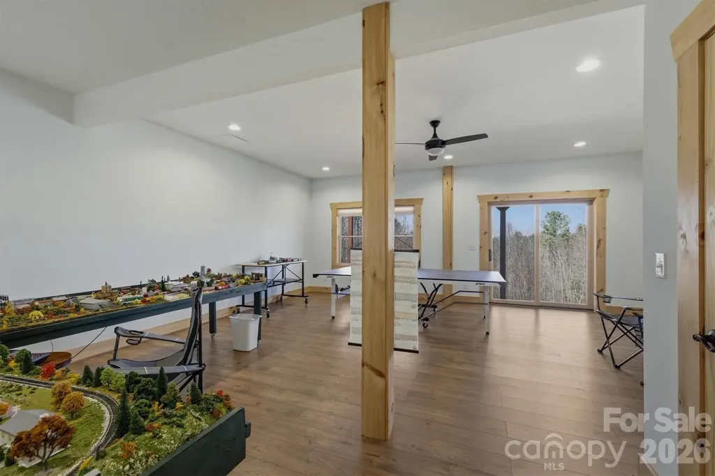 338 Lakeview Trail Nebo NC 28761