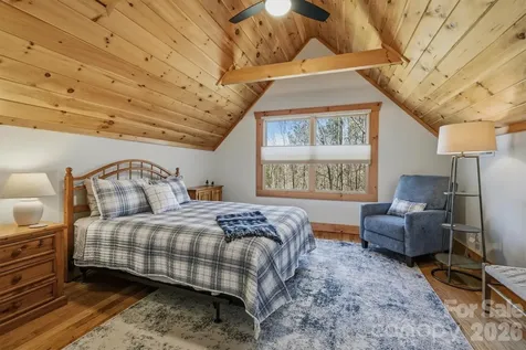 338 Lakeview Trail Nebo NC 28761