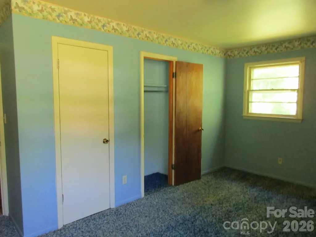 225 Davis Road Crumpler NC 28617