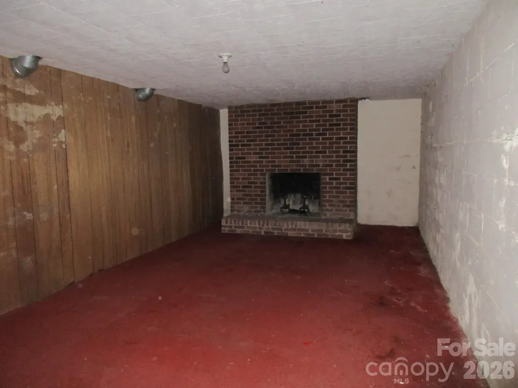 225 Davis Road Crumpler NC 28617