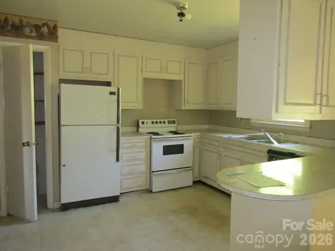 225 Davis Road Crumpler NC 28617