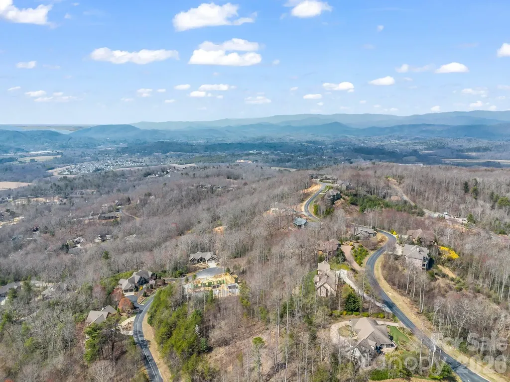 142 Mountain Elder Lane Hendersonville NC 28739