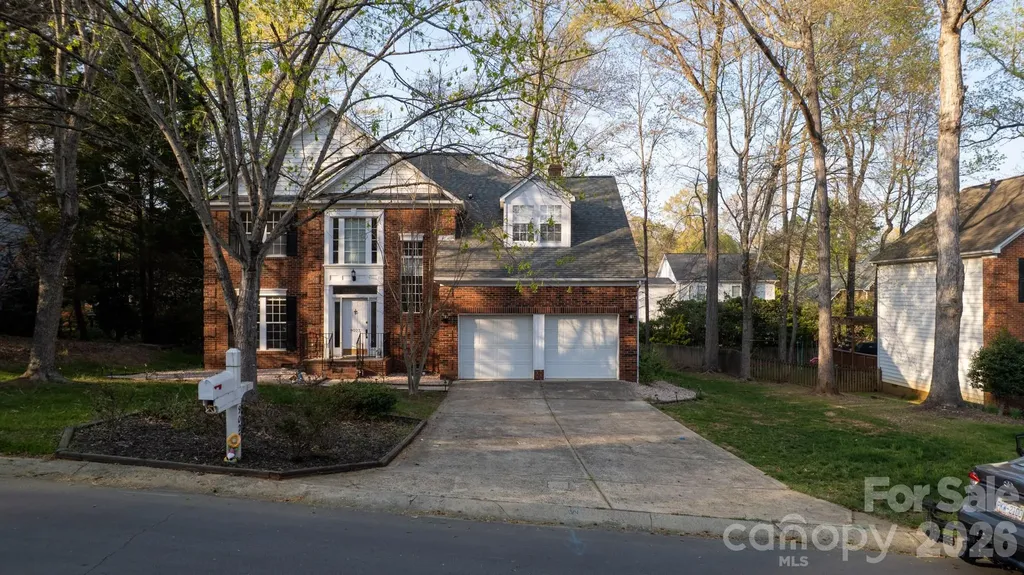 9027 Tayside Court Huntersville NC 28078