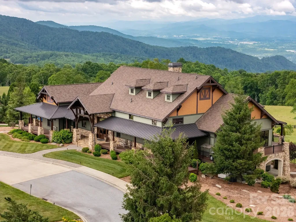 #178 Dancing Bear Drive Hendersonville NC 28792