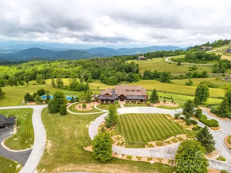 #178 Dancing Bear Drive Hendersonville NC 28792