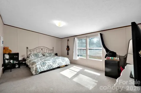 812 Dallas Spencer Mtn Road Dallas NC 28034
