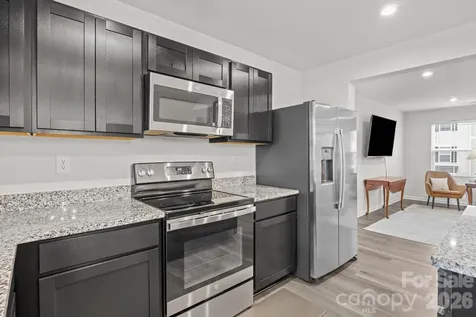 3021 Fiddlewood Street Charlotte NC 28214