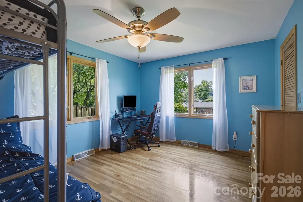 213 Hospital Avenue Lenoir NC 28645