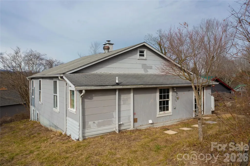 117 Lookout Road Asheville NC 28804