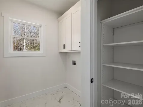 399 Crystal Heights Drive Hendersonville NC 28739