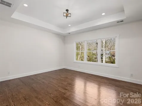 399 Crystal Heights Drive Hendersonville NC 28739