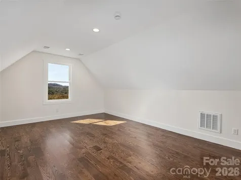 399 Crystal Heights Drive Hendersonville NC 28739