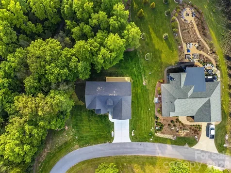 399 Crystal Heights Drive Hendersonville NC 28739