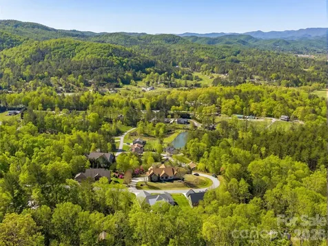 399 Crystal Heights Drive Hendersonville NC 28739